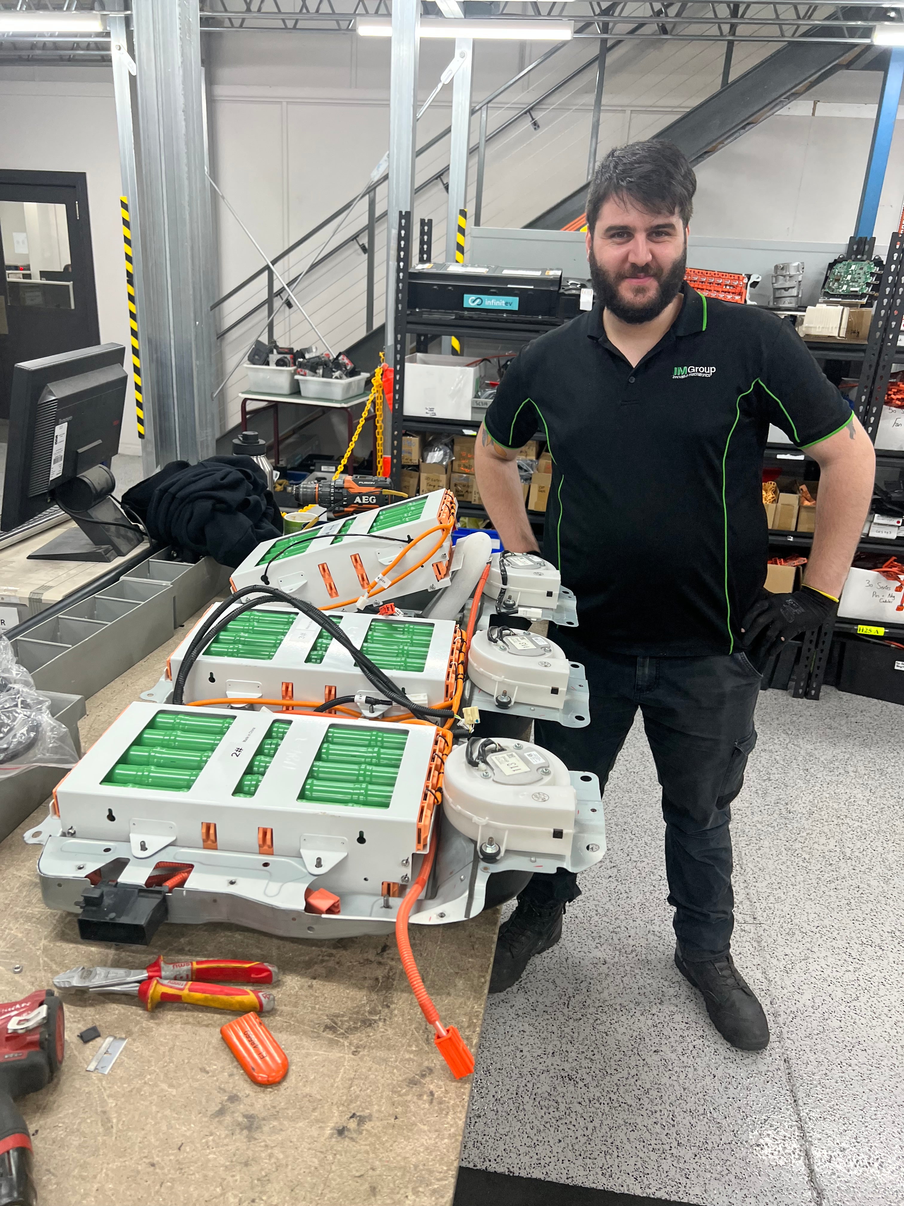 Lexus RX450h replacement battery build – Infinitev