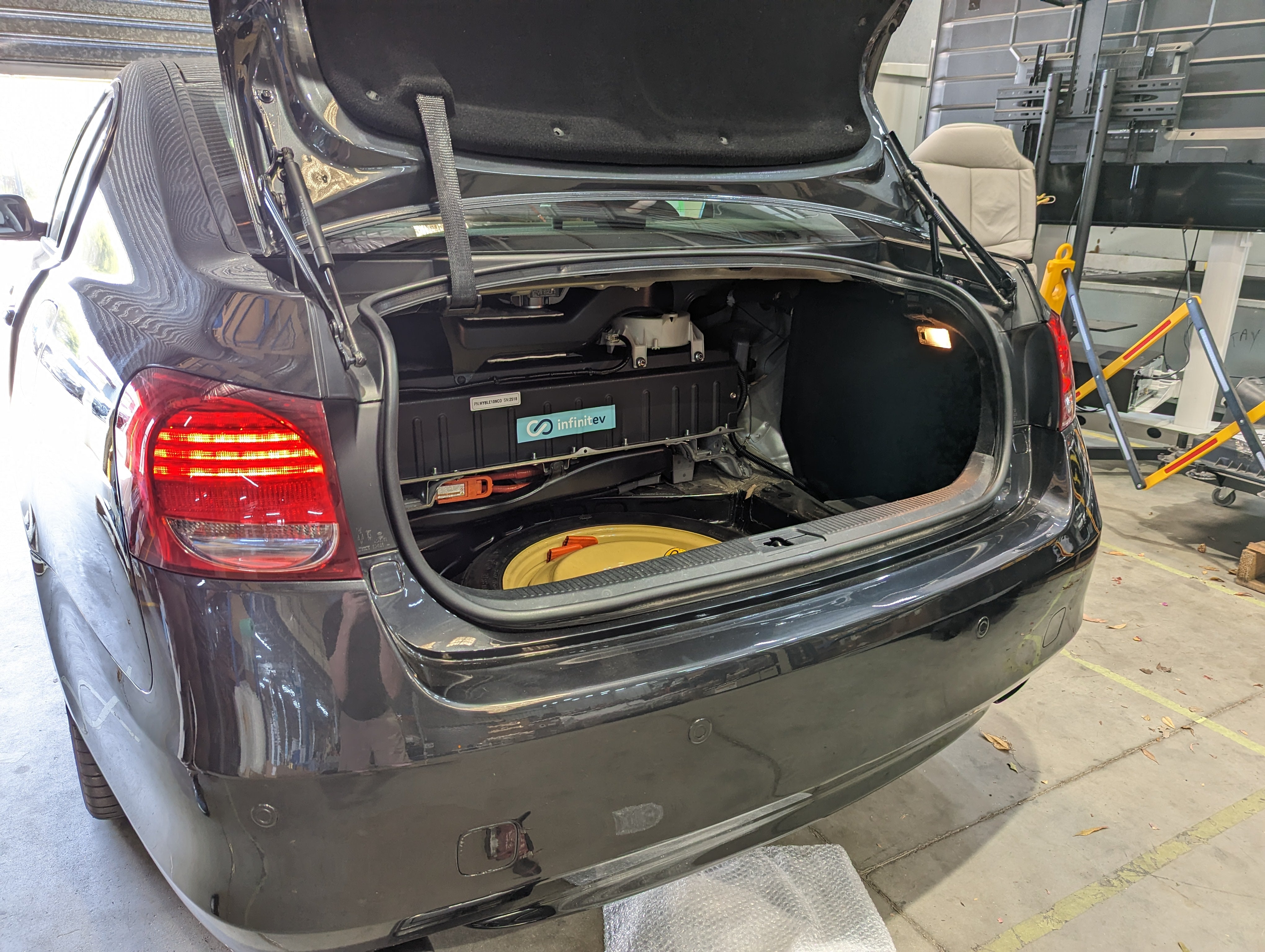 Lexus GS450h hybrid battery replacement Infinitev
